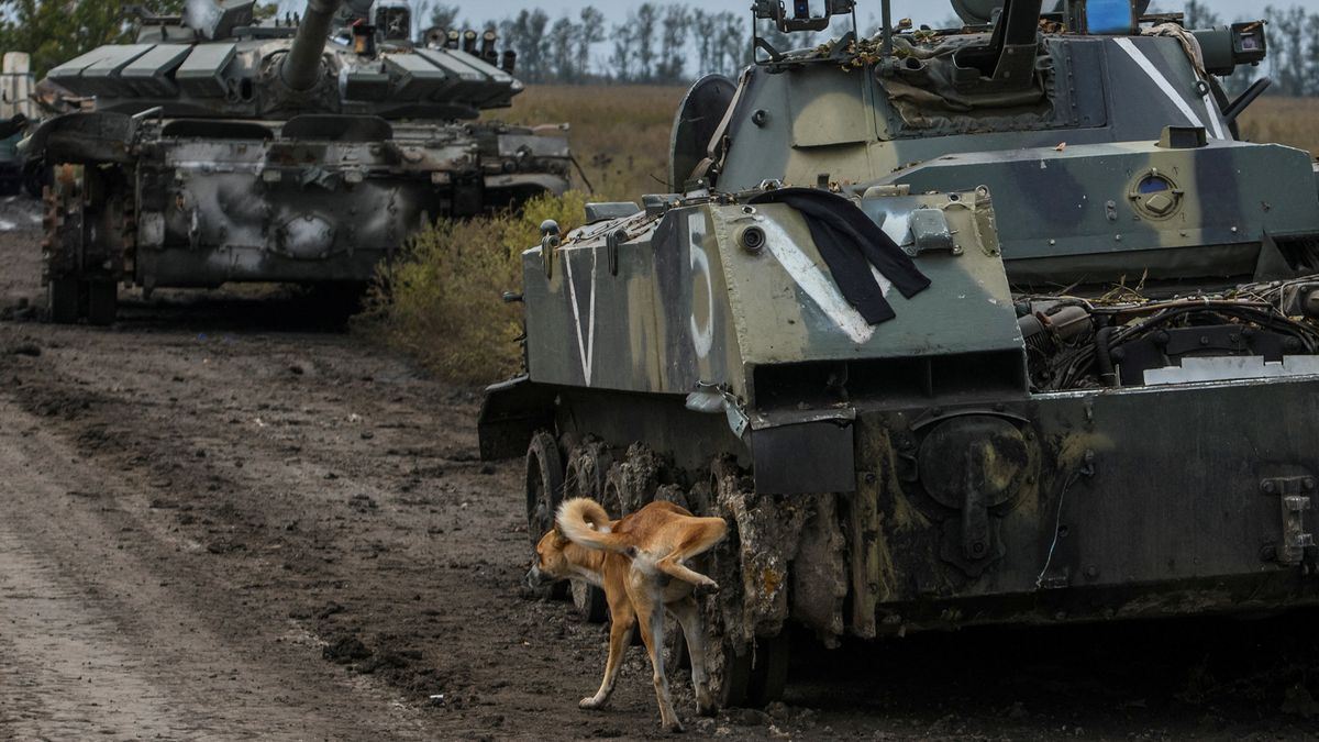 Rusko začalo s evakuací obyvatel Chersonské oblasti na levý břeh Dněpru